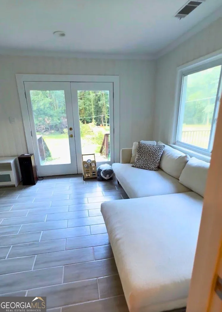 6169 Hillvale RD Lithonia, GA 30058