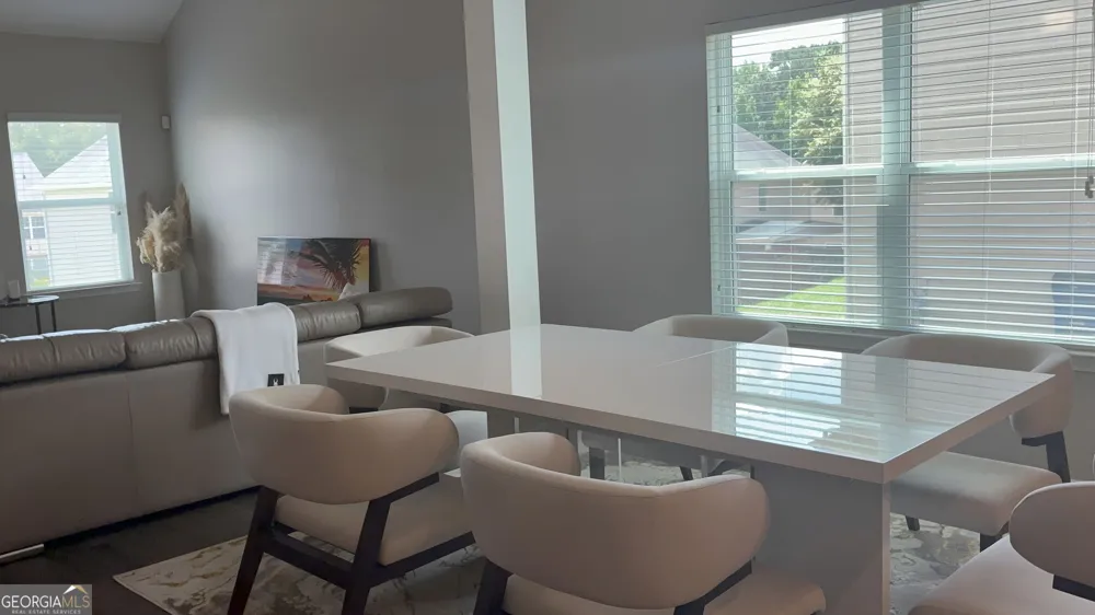 1301 Rose Terrace CIR Loganville, GA 30052