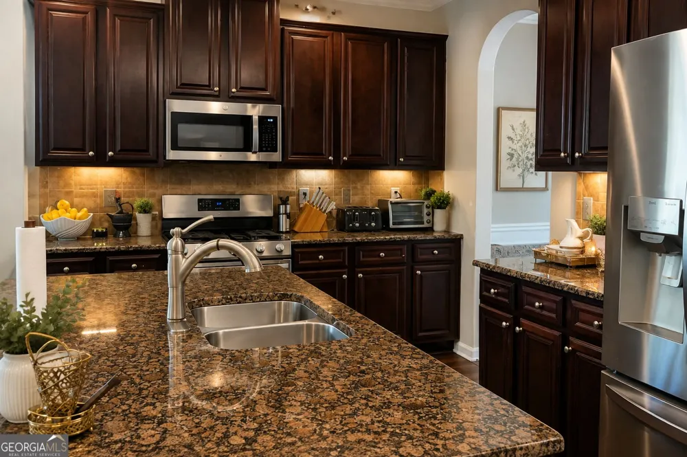 1301 Rose Terrace CIR Loganville, GA 30052