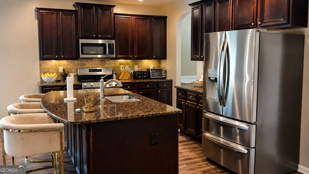 1301 Rose Terrace CIR Loganville, GA 30052