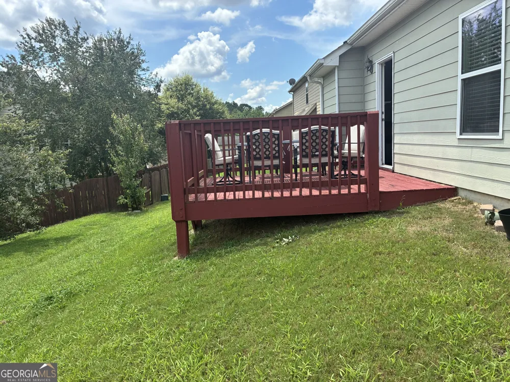 1301 Rose Terrace CIR Loganville, GA 30052