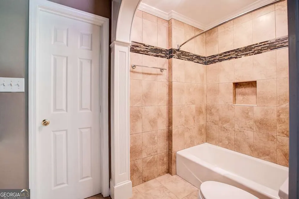 3305 Greencastle NE Marietta, GA 30062