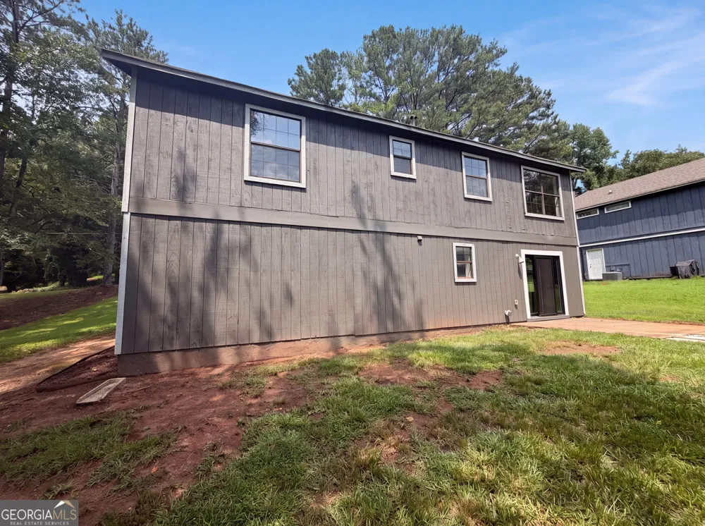 165 Splitwood LN Fairburn, GA 30213