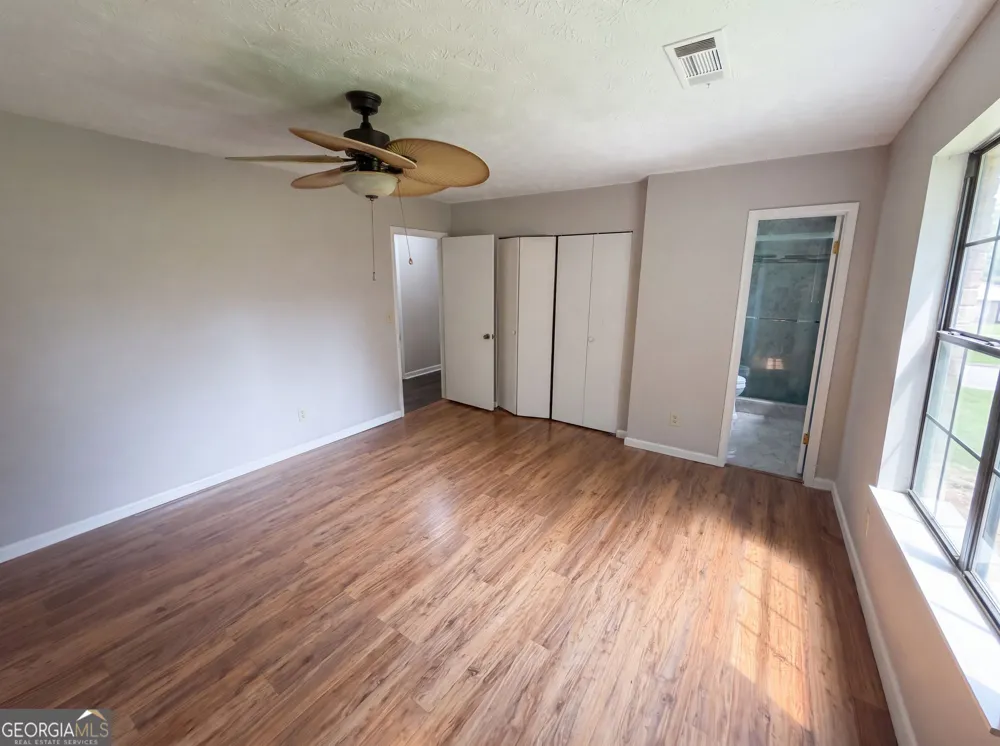 165 Splitwood LN Fairburn, GA 30213