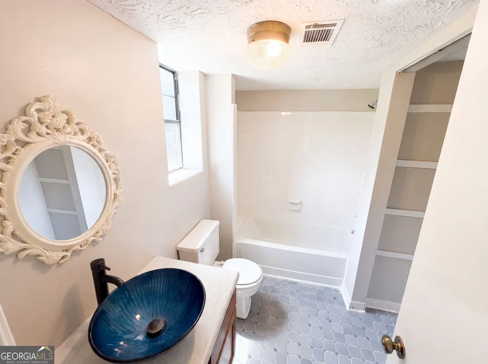 165 Splitwood LN Fairburn, GA 30213