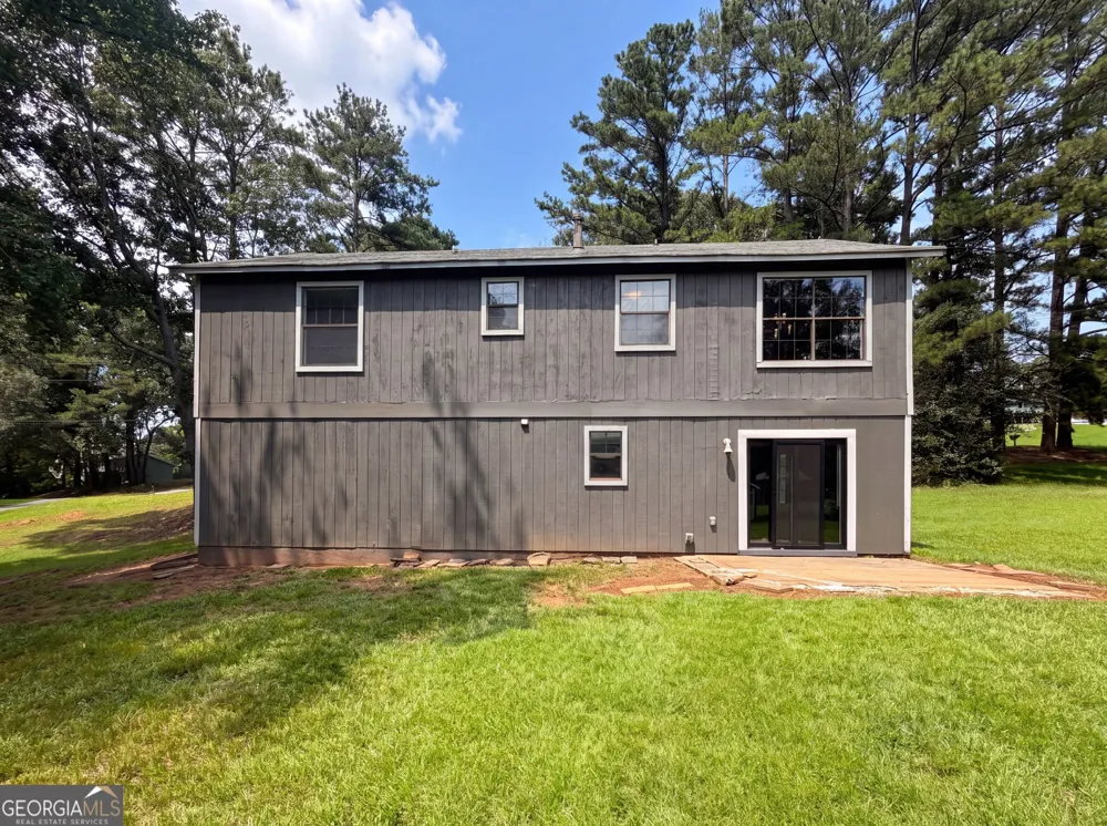165 Splitwood LN Fairburn, GA 30213