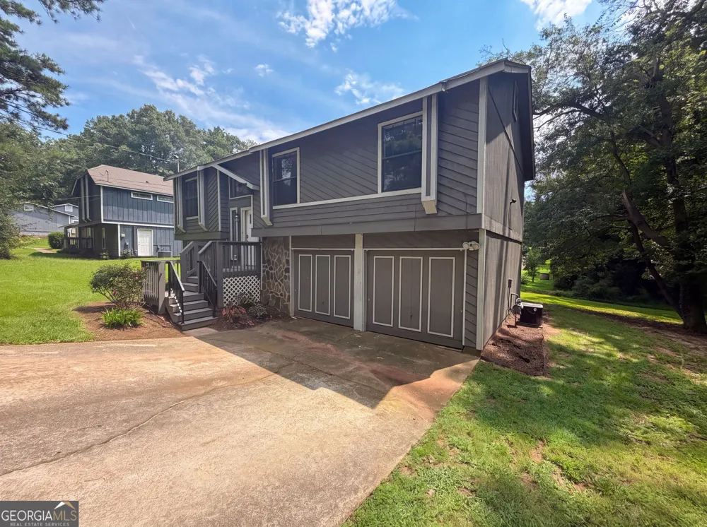 165 Splitwood LN Fairburn, GA 30213