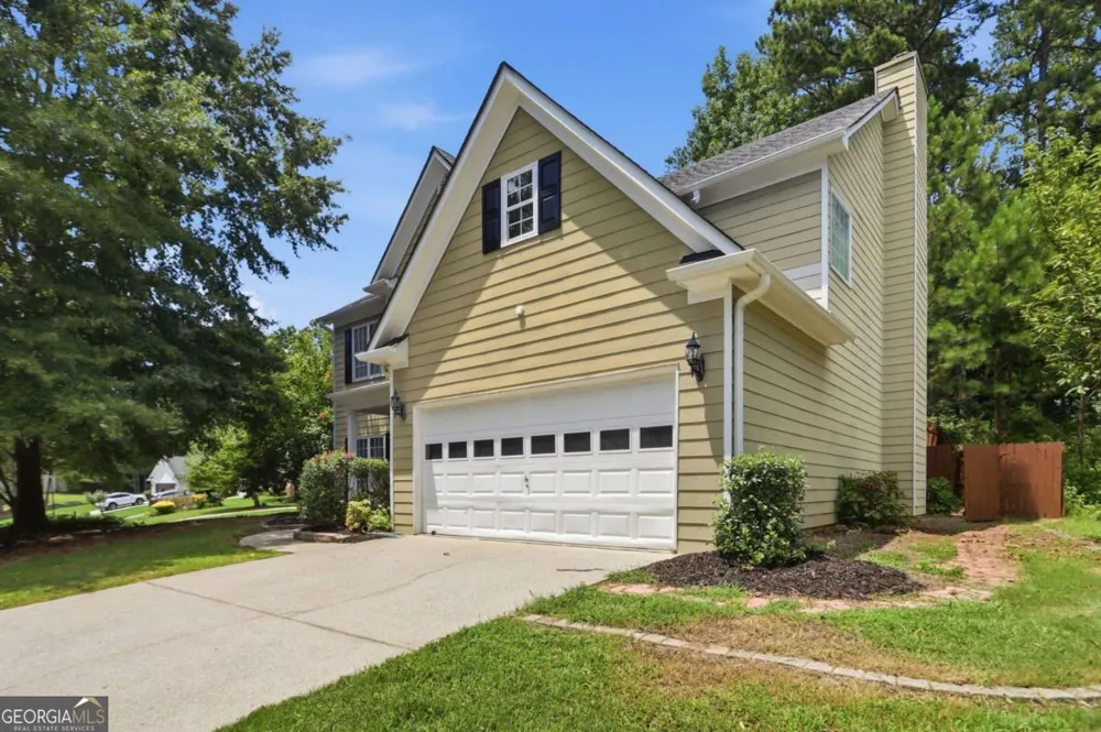 2627 Spring Cast DR Buford, GA 30519