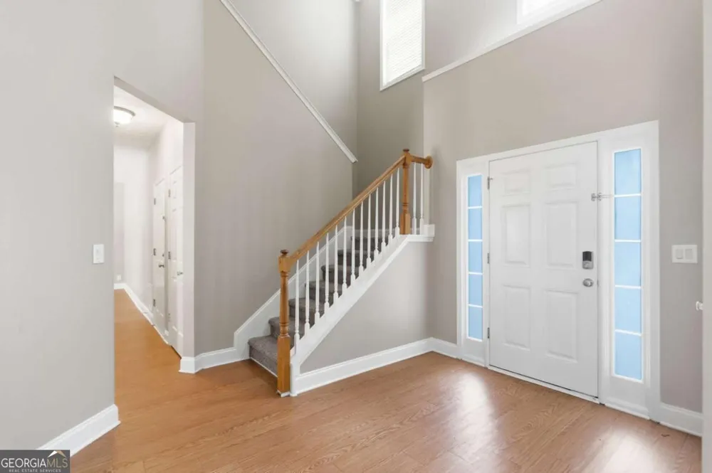 2627 Spring Cast DR Buford, GA 30519