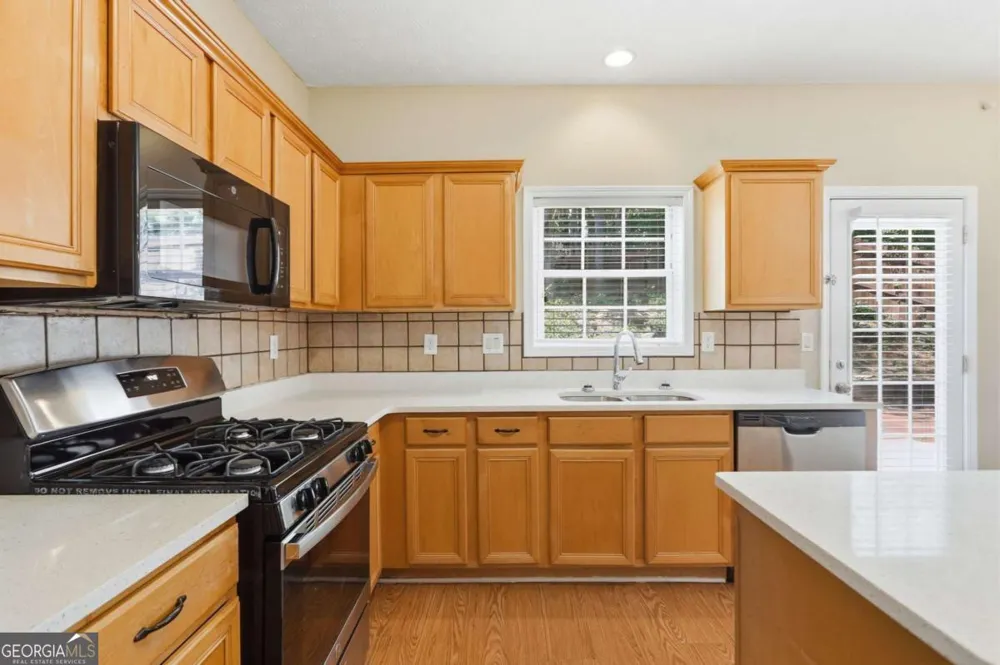 2627 Spring Cast DR Buford, GA 30519