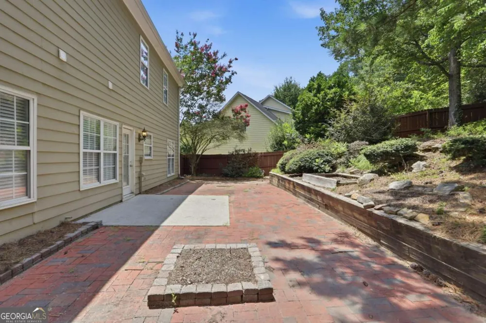 2627 Spring Cast DR Buford, GA 30519