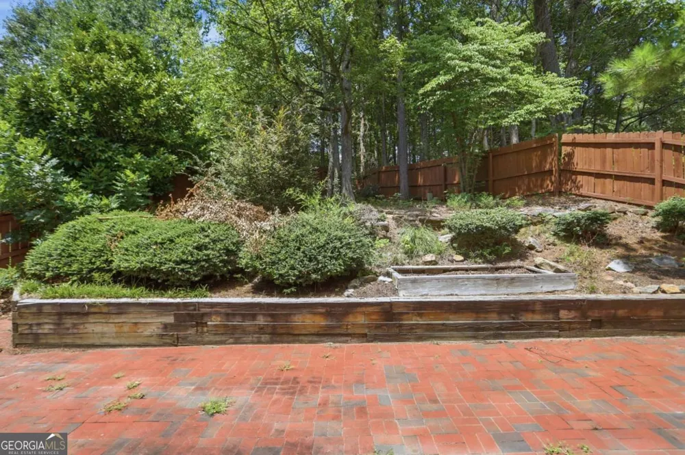 2627 Spring Cast DR Buford, GA 30519