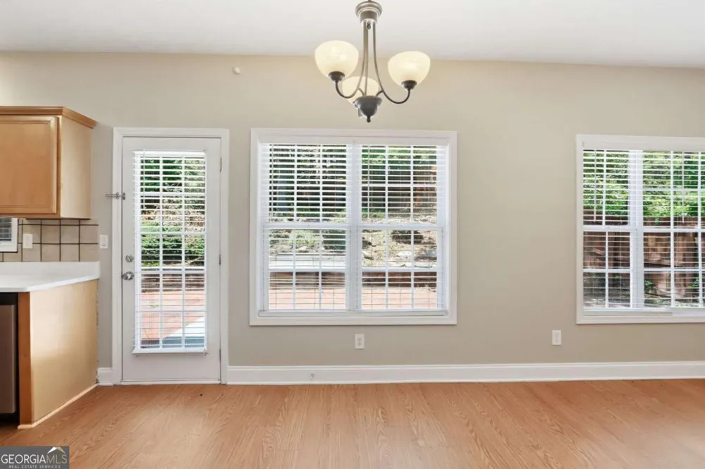 2627 Spring Cast DR Buford, GA 30519