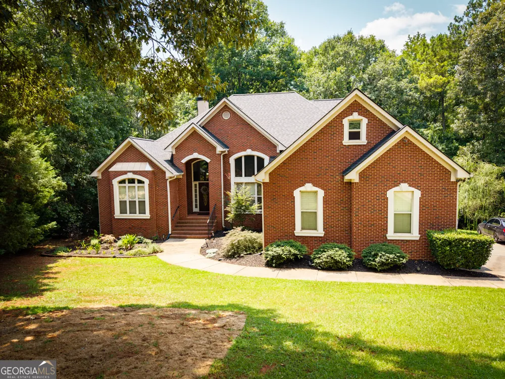 12426 Edgewater DR Hampton, GA 30228