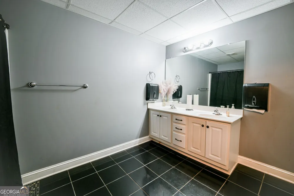 12426 Edgewater DR Hampton, GA 30228