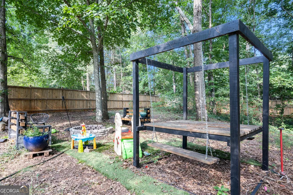 172 crown forest DR McDonough, GA 30252