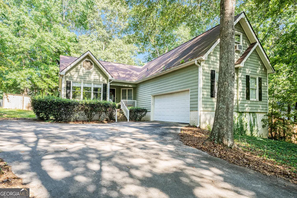 172 crown forest DR McDonough, GA 30252