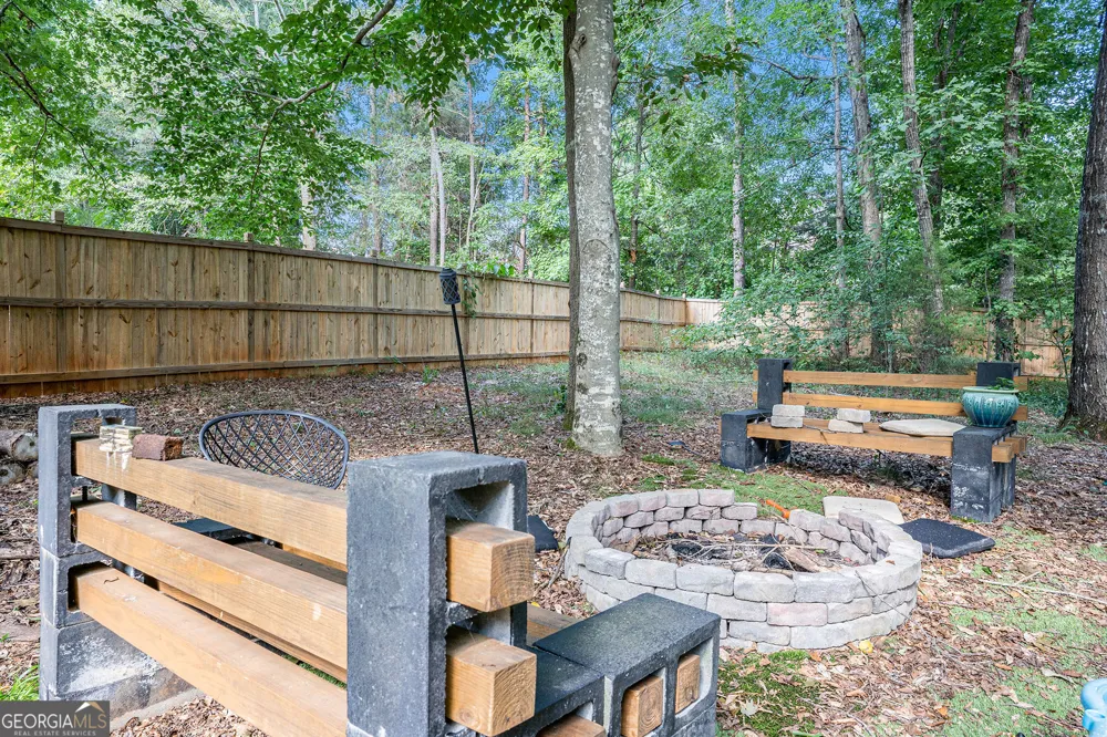 172 crown forest DR McDonough, GA 30252