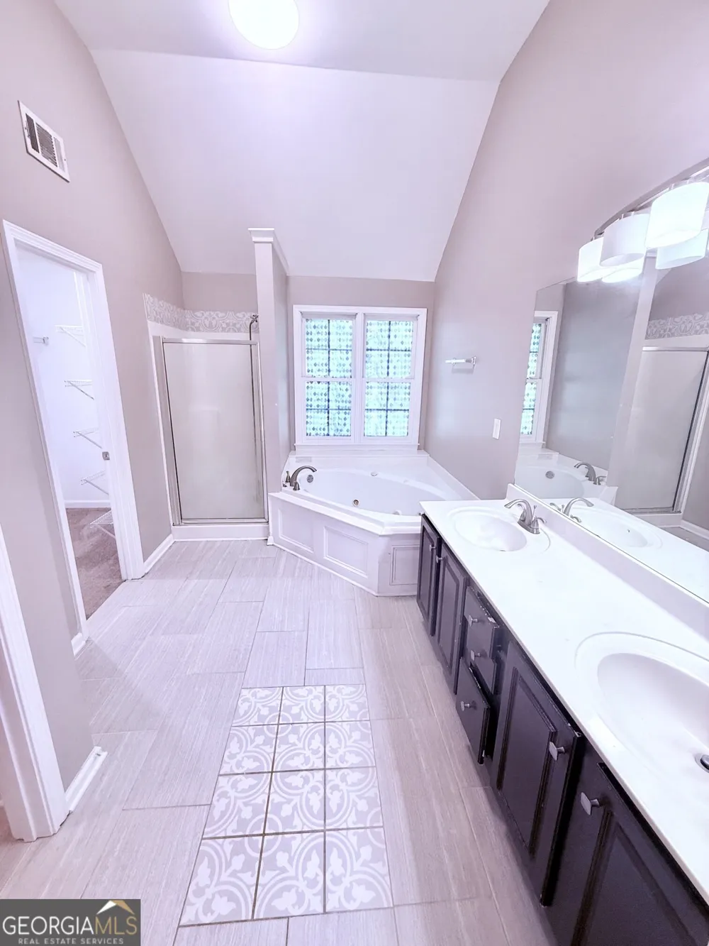 2887 Kingstream DR Snellville, GA 30039