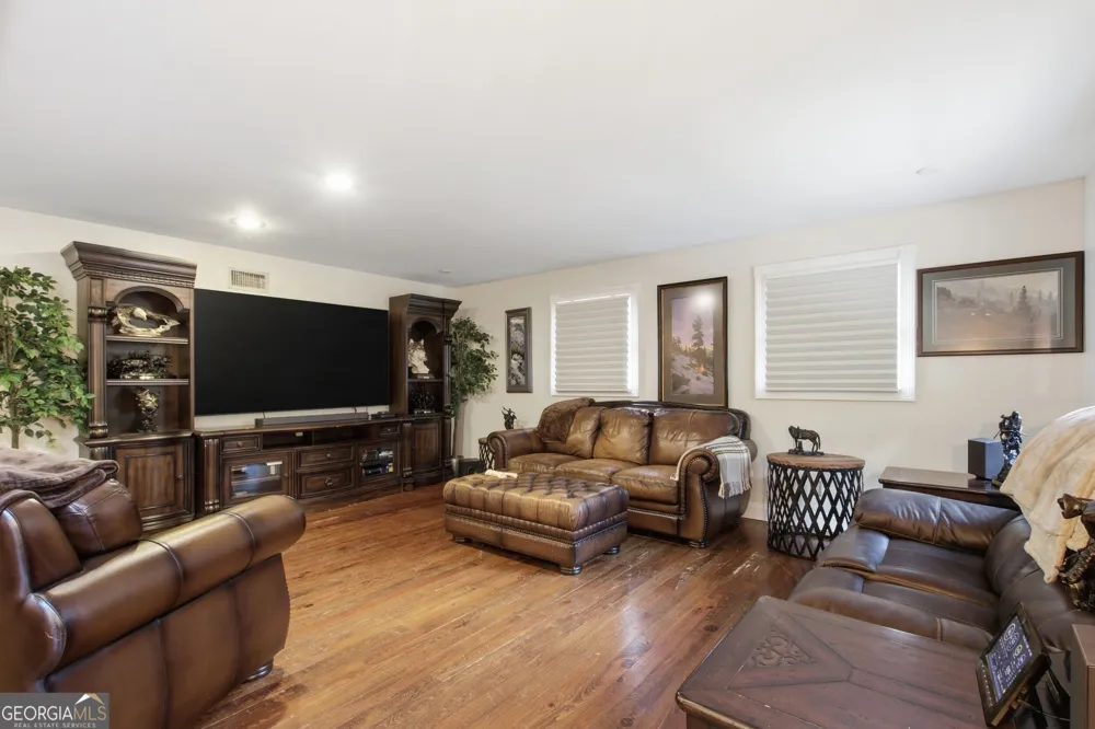 248 Tanglewood DR S Royston, GA 30662