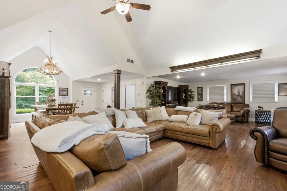 248 Tanglewood DR S Royston, GA 30662