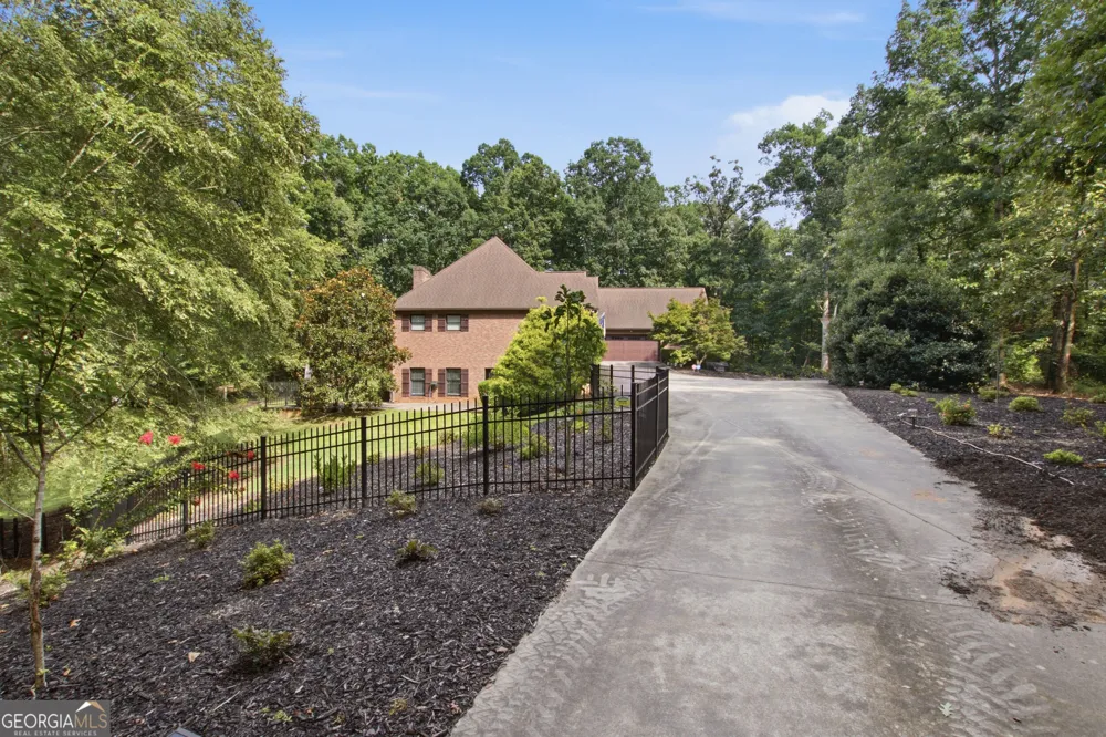 248 Tanglewood DR S Royston, GA 30662