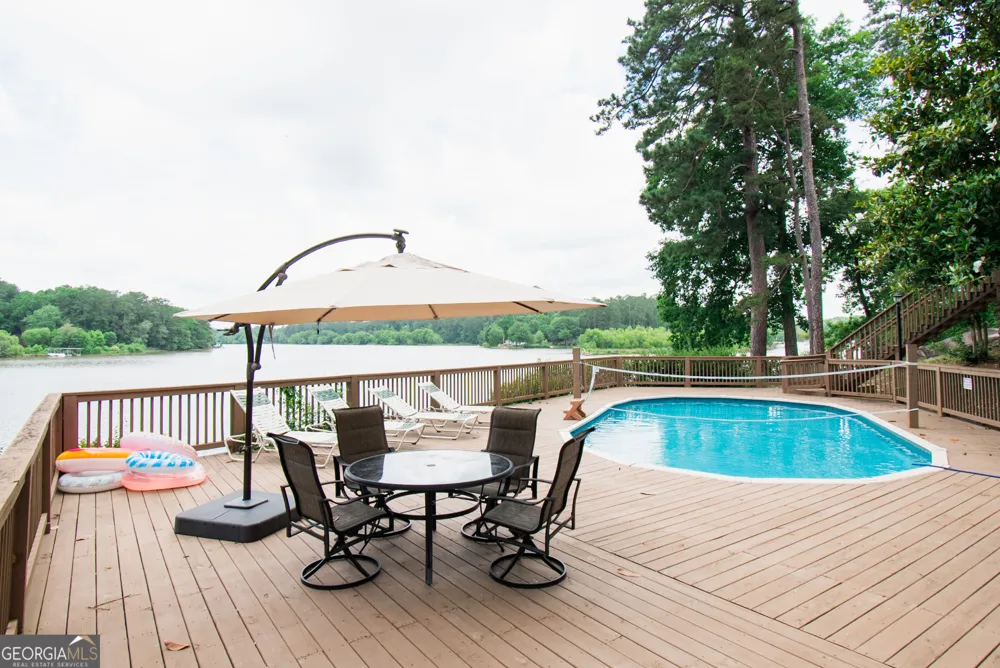 740 Rocky Point RD Covington, GA 30014