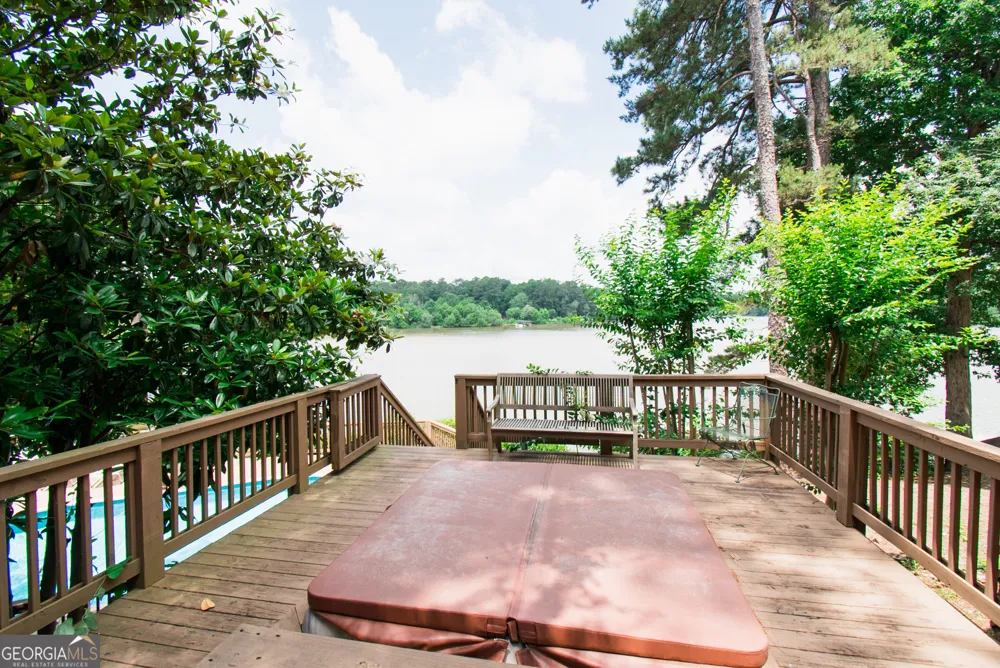 740 Rocky Point RD Covington, GA 30014