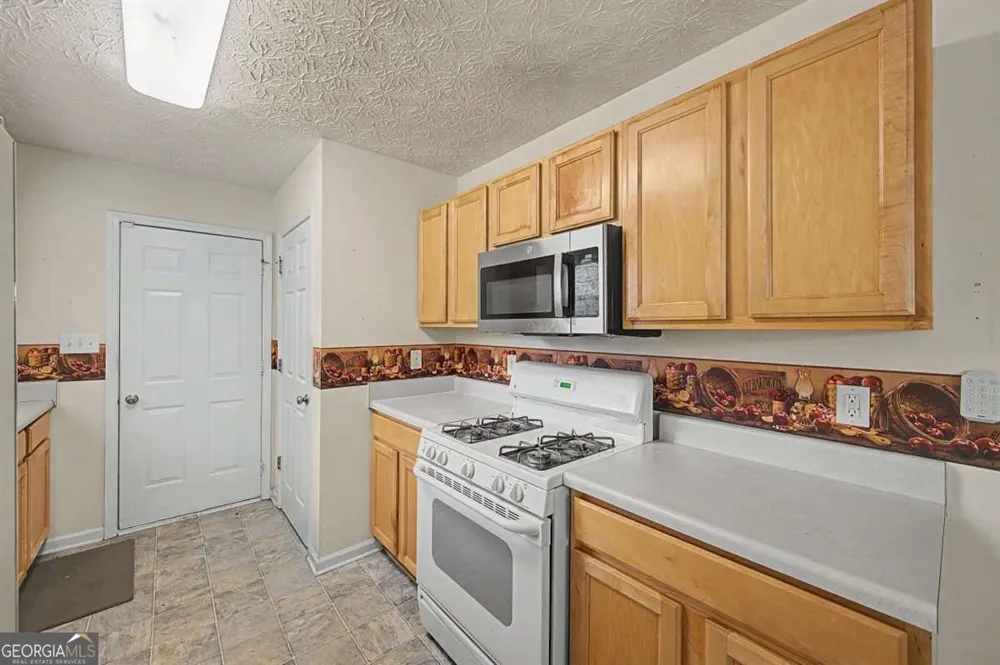 5 Shenandoah CT Hiram, GA 30141