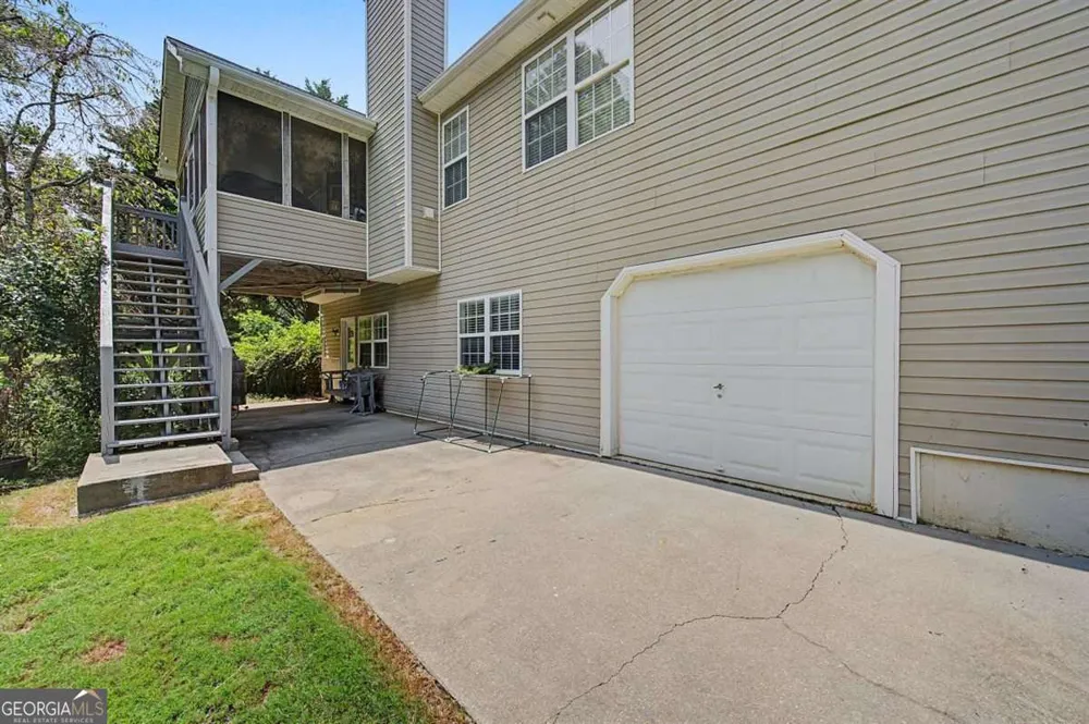 5 Shenandoah CT Hiram, GA 30141