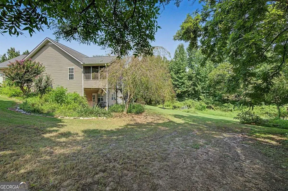 5 Shenandoah CT Hiram, GA 30141