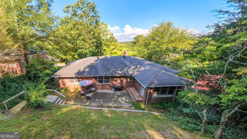 1041 Michael LN Anniston, AL 36207