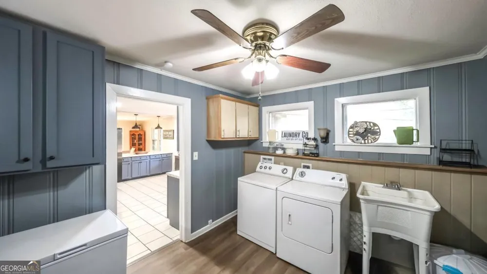 1041 Michael LN Anniston, AL 36207