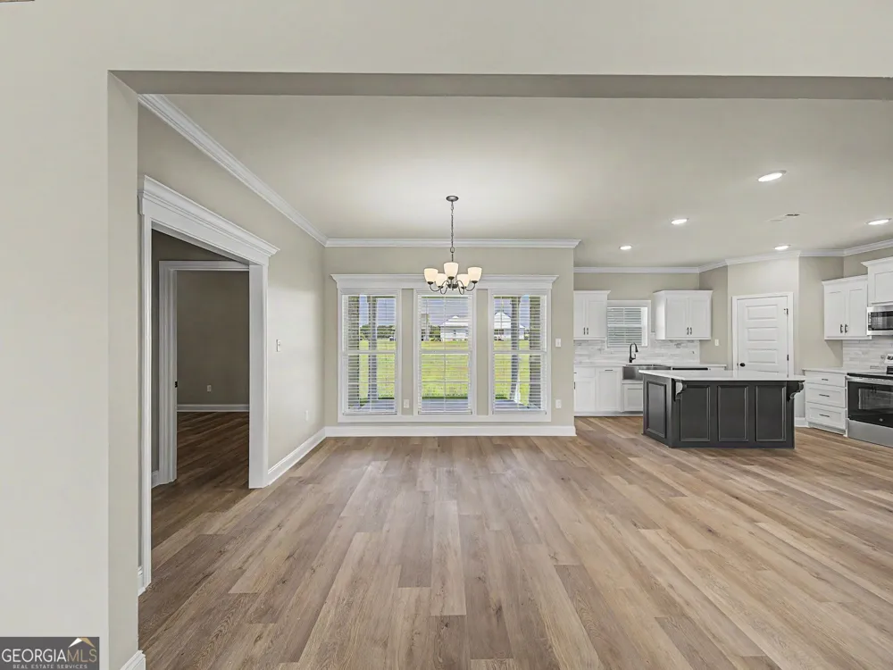 423 Indian Creek CIR Adel, GA 31620
