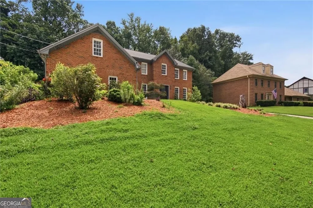 24 Planters DR SW Lilburn, GA 30047