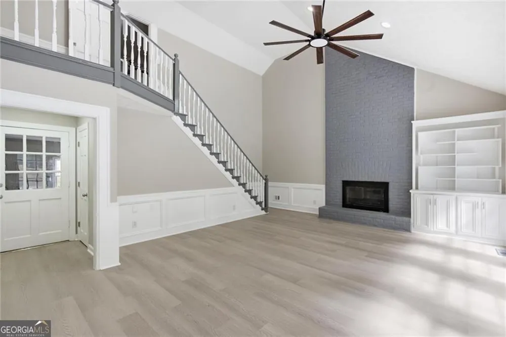 24 Planters DR SW Lilburn, GA 30047