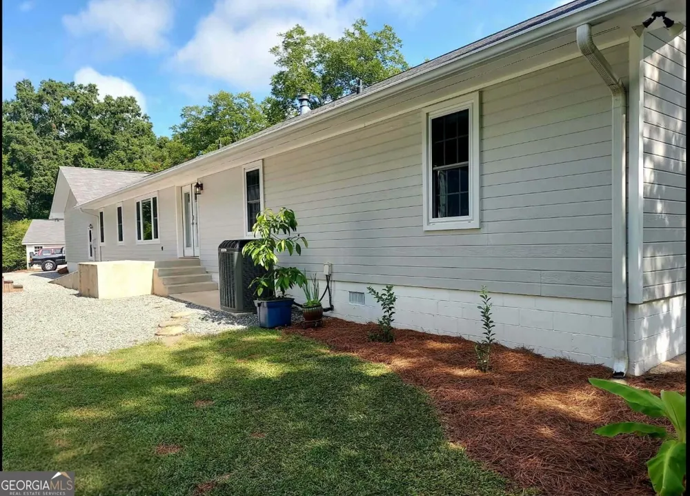 961 Chestnut Hill RD Fort Valley, GA 31030
