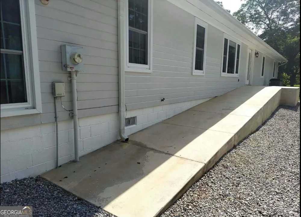 961 Chestnut Hill RD Fort Valley, GA 31030
