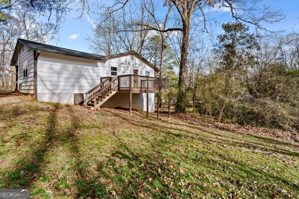 2255 Hunt RD Douglasville, GA 30135