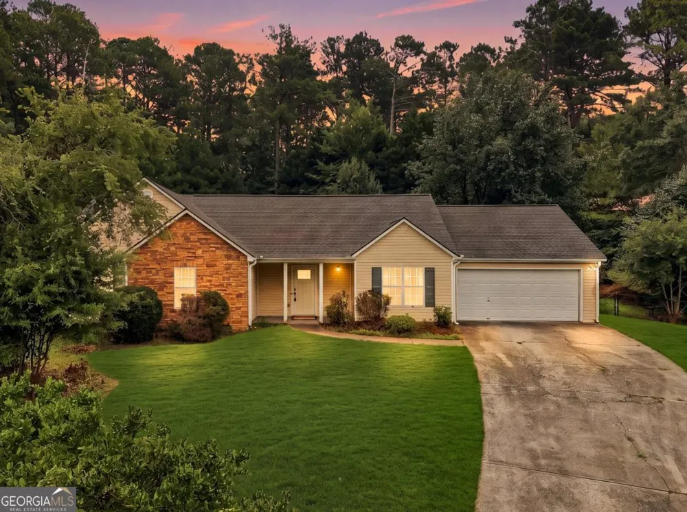1105 Poplar LN Loganville, GA 30052