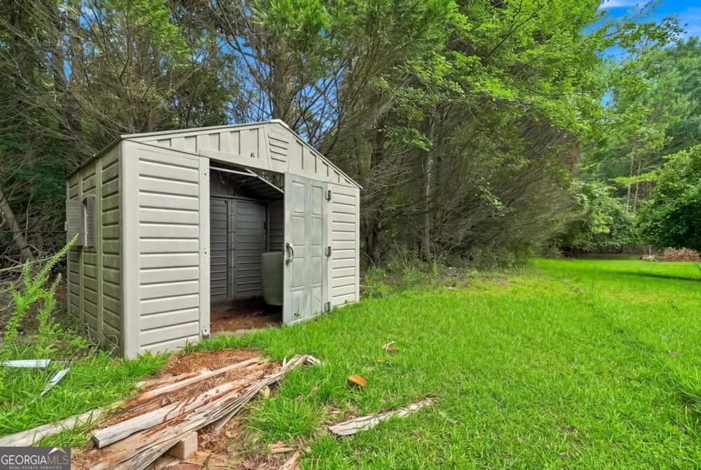 1105 Poplar LN Loganville, GA 30052