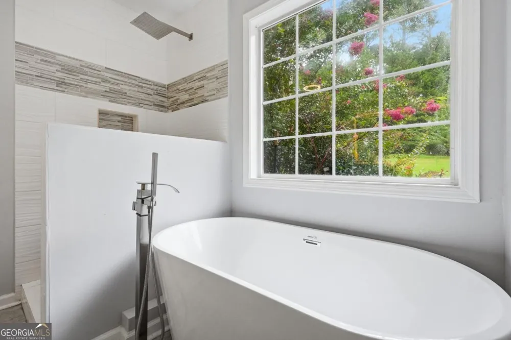 1105 Poplar LN Loganville, GA 30052