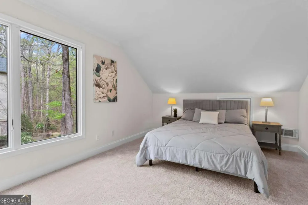1890 Spalding DR Sandy Springs, GA 30350