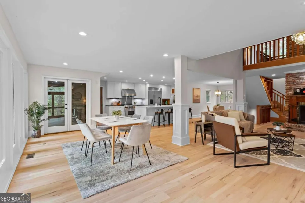 1890 Spalding DR Sandy Springs, GA 30350
