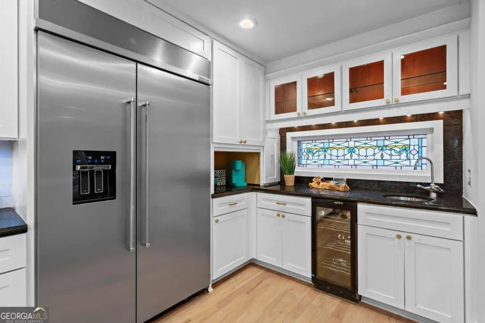 1890 Spalding DR Sandy Springs, GA 30350
