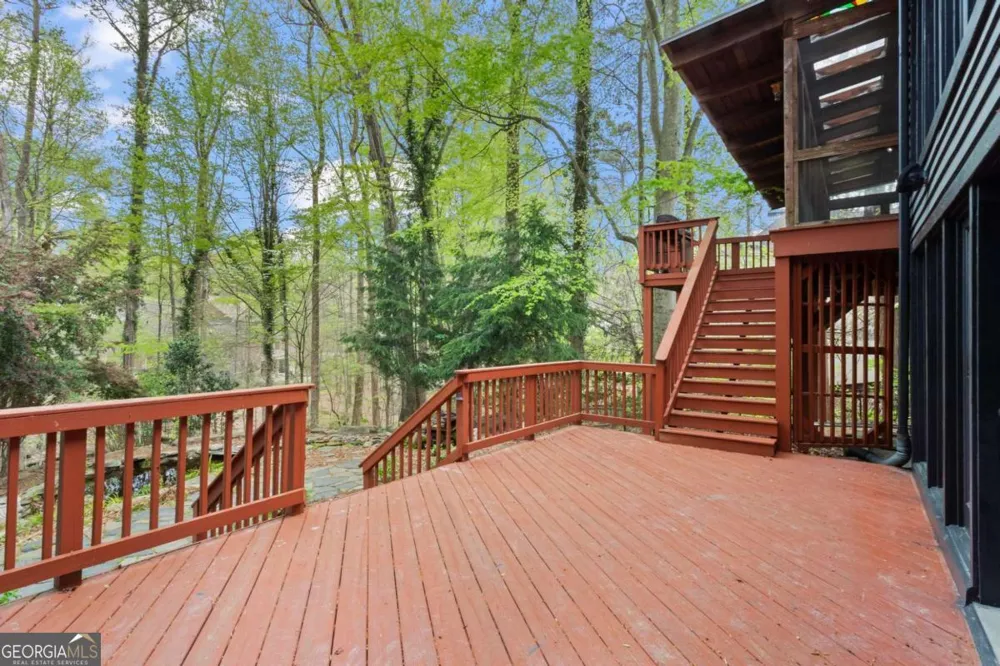1890 Spalding DR Sandy Springs, GA 30350