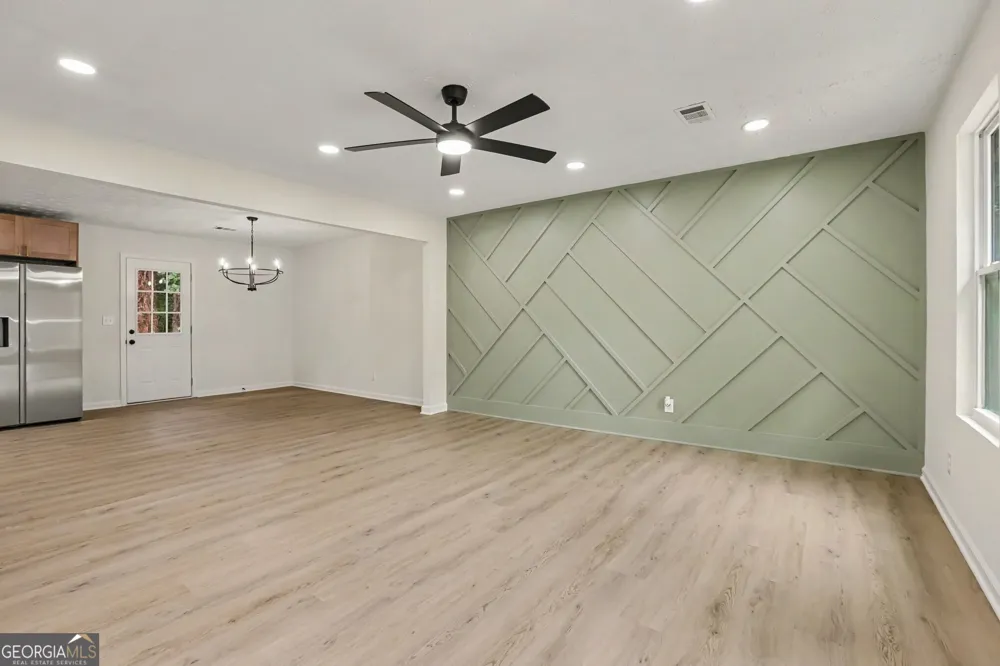 5055 S WOODBRIDGE TRL Stone Mountain, GA 30088