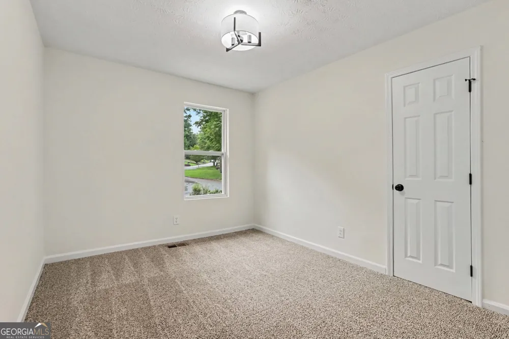 5055 S WOODBRIDGE TRL Stone Mountain, GA 30088