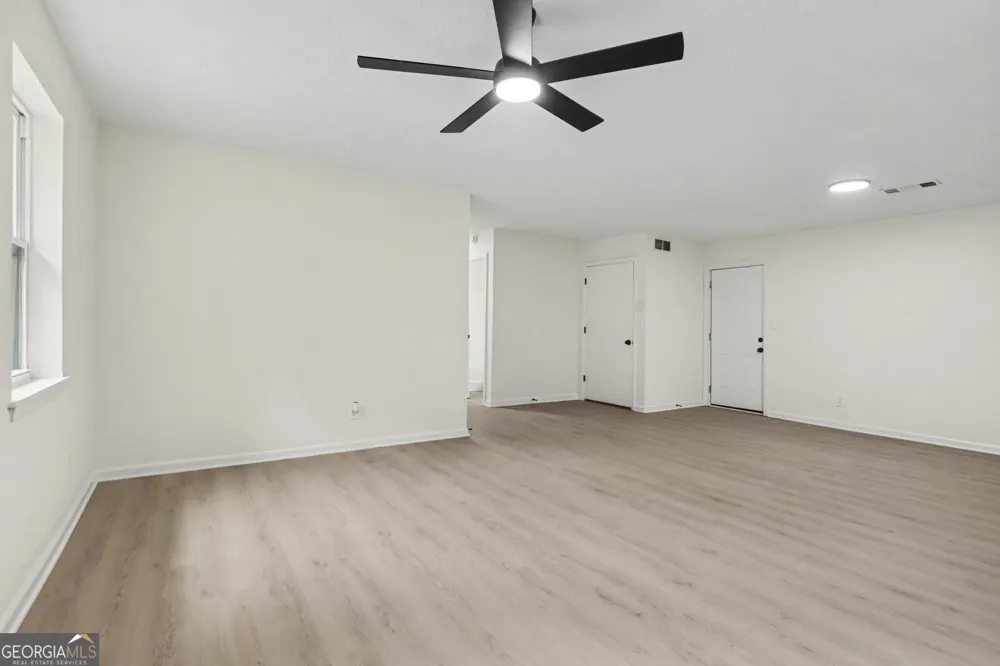 5055 S WOODBRIDGE TRL Stone Mountain, GA 30088