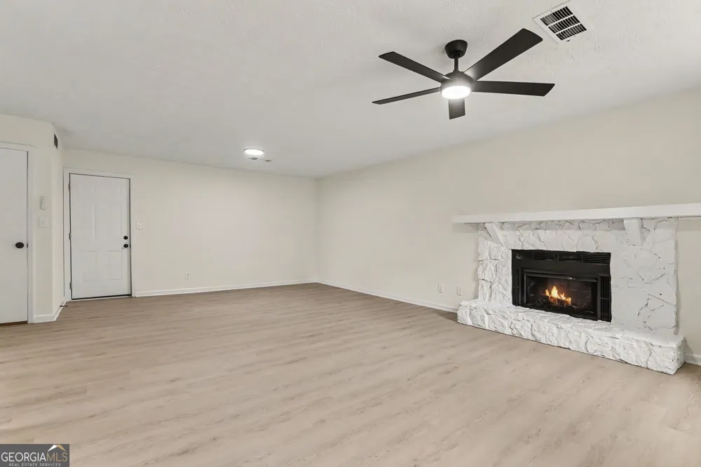 5055 S WOODBRIDGE TRL Stone Mountain, GA 30088